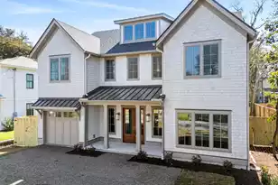 747 Hill St, Mount Pleasant, SC 29464 - Photo 3