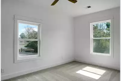 402 Sears Street, Saint George, SC 29477 - Photo 37