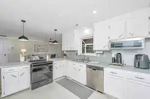 5310 Helene Dr, North Charleston, SC 29418 - Photo 17