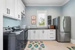 6823 Back Bay Dr, Isle Of Palms, SC 29451 - Photo 15