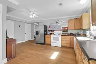 124 Hudson Ave E, Folly Beach, SC 29439 - Photo 7