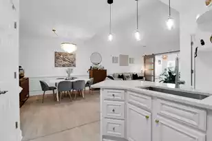 1984 Folly Road #Apt B308, Charleston, SC 29412 - Photo 17