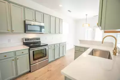 243 Cameron Street, Summerville, SC 29486 - Photo 3