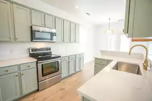 243 Cameron St, Summerville, SC 29486 - Photo 3