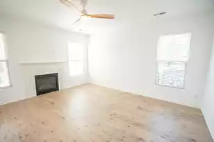 243 Cameron St, Summerville, SC 29486 - Photo 7