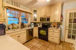 117 Newington Rd, Summerville, SC 29485 - Photo 7