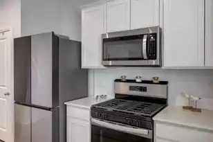 273 Shadybrook Dr, Summerville, SC 29486 - Photo 19