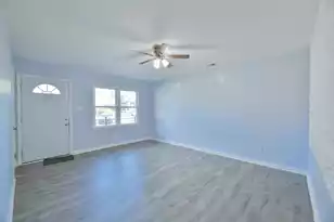 109 Tupelo St, Summerville, SC 29485 - Photo 3