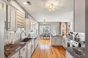 221 White Gables Dr, Summerville, SC 29483 - Photo 25