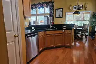 568 Pointe of Oaks Rd, Summerville, SC 29485 - Photo 9