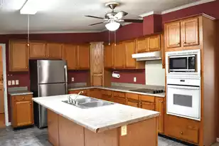 1135 Birch Dr, Summerton, SC 29148 - Photo 11