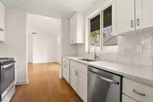 1127 Snap Dragon Ct, Mount Pleasant, SC 29464 - Photo 11