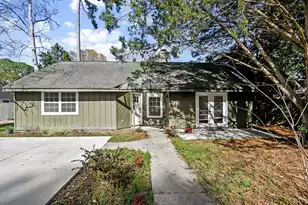 1127 Snap Dragon Ct, Mount Pleasant, SC 29464 - Photo 1