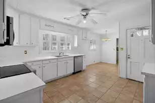 1030 State St, Sumter, SC 29153 - Photo 9