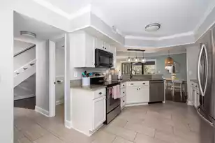 1716 Villa Maison, Mount Pleasant, SC 29464 - Photo 13