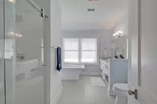 21 Beachside Dr, Isle Of Palms, SC 29451 - Photo 19