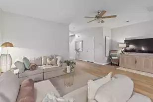 1086 Bennington Dr, Charleston, SC 29492 - Photo 7