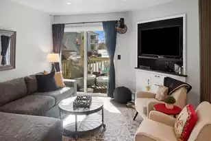 1481 Center St, Mount Pleasant, SC 29464 - Photo 5