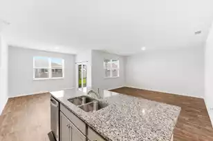 124 Lagoona Dr, Summerville, SC 29483 - Photo 5