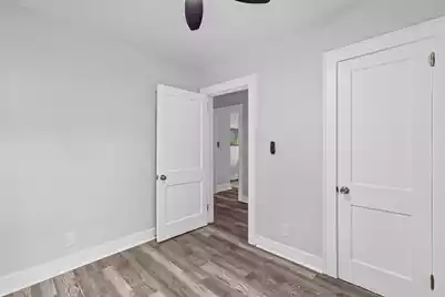 2718 Surrey Drive E, North Charleston, SC 29405 - Photo 15