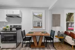 2718 Surrey Dr E, North Charleston, SC 29405 - Photo 5