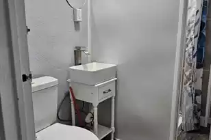 850 Hampton St, Elloree, SC 29047 - Photo 11