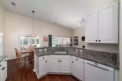 1301 Sassafrass Circle, Mount Pleasant, SC 29466 - Photo 11