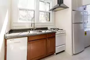 64 Smith St, Charleston, SC 29401 - Photo 7