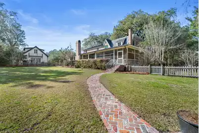 100 Walker Drive W, Summerville, SC 29483 - Photo 1