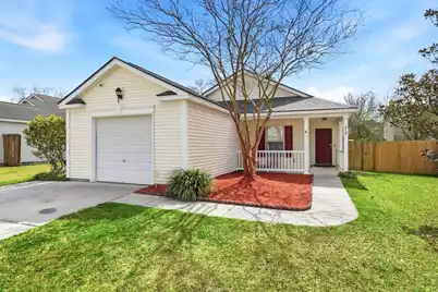 210 Waterford Lane, Summerville, SC 29483 - Photo 3