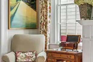 38 Savage St, Charleston, SC 29401 - Photo 9