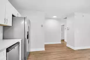 738 Spark St, Mount Pleasant, SC 29464 - Photo 9