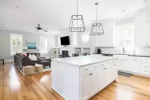 1589 Banning St, Mount Pleasant, SC 29466 - Photo 7