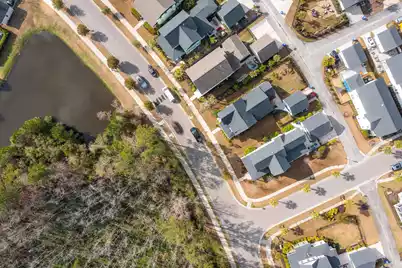 1589 Banning Street, Mount Pleasant, SC 29466 - Photo 37