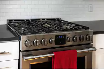 1589 Banning Street, Mount Pleasant, SC 29466 - Photo 11