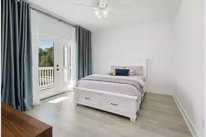 1562 Lakeshore Drive N, Mount Pleasant, SC 29466 - Photo 47