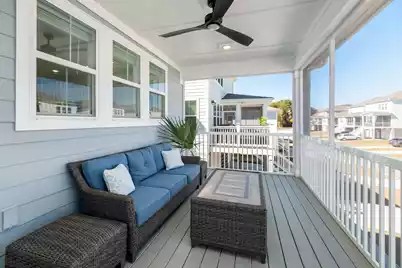 1562 Lakeshore Drive N, Mount Pleasant, SC 29466 - Photo 31