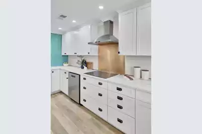 150 Wappoo Creek Drive #11, Charleston, SC 29412 - Photo 13