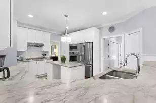 199 Oak Point Landing Dr, Mount Pleasant, SC 29464 - Photo 9