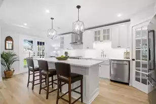 1114 Calm Water Ct, Mount Pleasant, SC 29464 - Photo 3