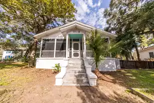 1012 Ashley Ave E, Folly Beach, SC 29439 - Photo 1
