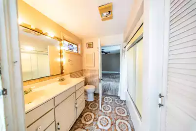 1012 Ashley Avenue E, Folly Beach, SC 29439 - Photo 15