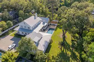 952 McCants Dr, Mount Pleasant, SC 29464 - Photo 1