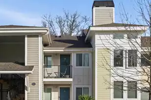 267 Alexandra Rd #12, Mount Pleasant, SC 29464 - Photo 3