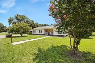 122 George Ln, Bonneau, SC 29431 - Photo 1