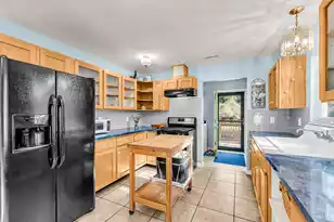 1014 Benton Bnd Rd, Charleston, SC 29412 - Photo 15