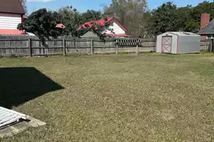 2 Manor Blvd, Hanahan, SC 29410 - Photo 5