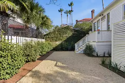 30 Gibbes Street, Charleston, SC 29401 - Photo 49