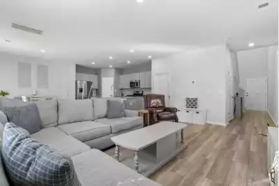 581 Spanish Wells Road, Summerville, SC 29486 - Photo 9