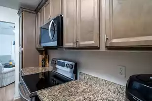 7882 Montview Rd, North Charleston, SC 29418 - Photo 9